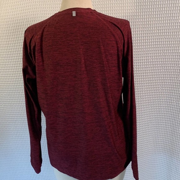 Russell Dripower 360 Longsleeve Burgandy/Black Heather. EUC Size Large. - Picture 3 of 5
